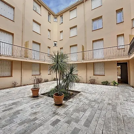 Apartment 3548-appartement A 100m De La *